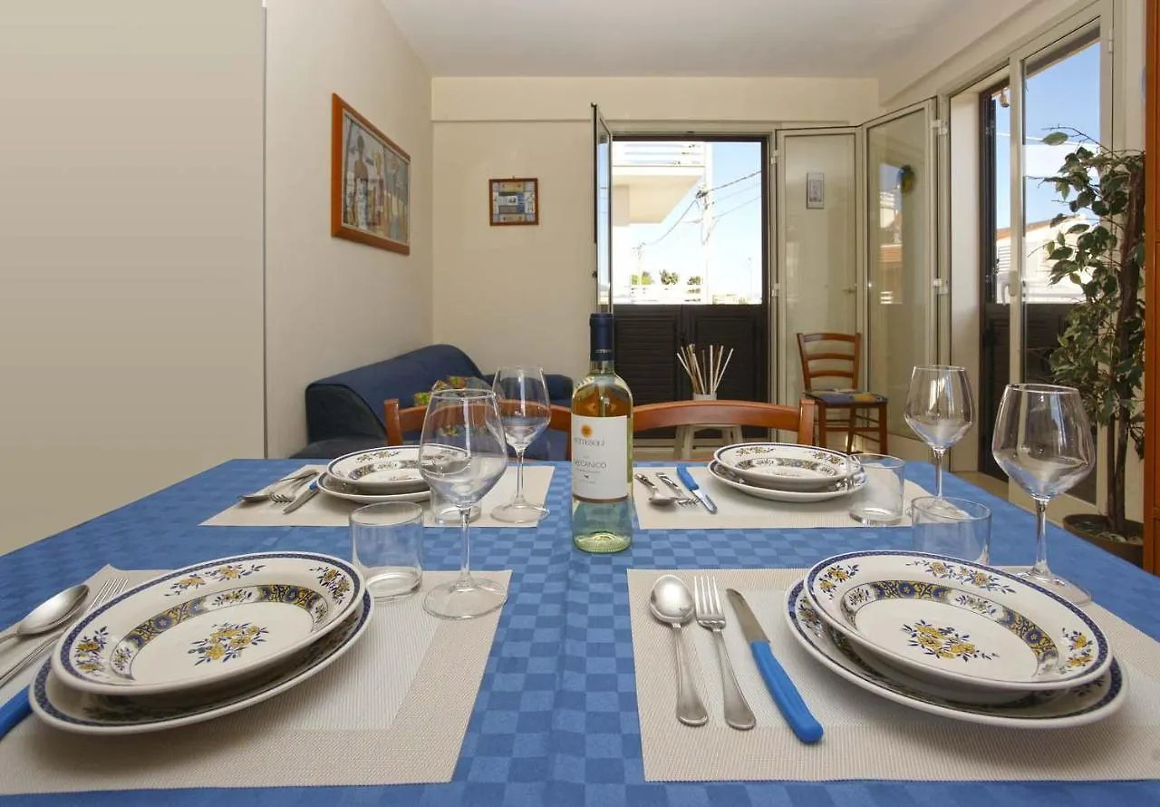 Marzamemi Vacanze 0*,